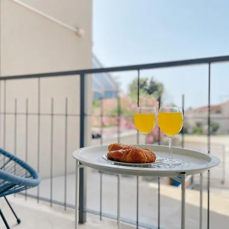 公寓 Caramel Comforts With Sea View In Stinjan Only 300 M From The Beach, Free Parking 普拉