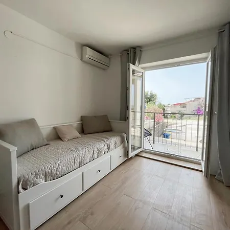 公寓 Caramel Comforts With Sea View In Stinjan Only 300 M From The Beach, Free Parking