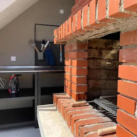 公寓 Caramel Comforts With Sea View In Stinjan Only 300 M From The Beach, Free Parking *