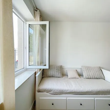 Caramel Comforts With Sea View In Stinjan Only 300 M From The Beach, Free Parking Apartment *