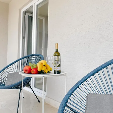 Caramel Comforts With Sea View In Stinjan Only 300 M From The Beach, Free Parking Apartment *