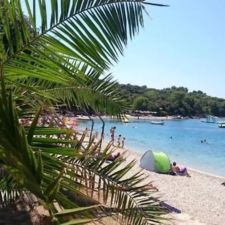 Caramel Comforts With Sea View In Stinjan Only 300 M From The Beach, Free Parking דירה *