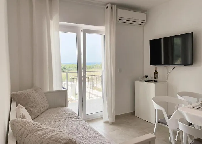 Appartamento Caramel Comforts With Sea View In Stinjan Only 300 M From The Beach, Free Parking *